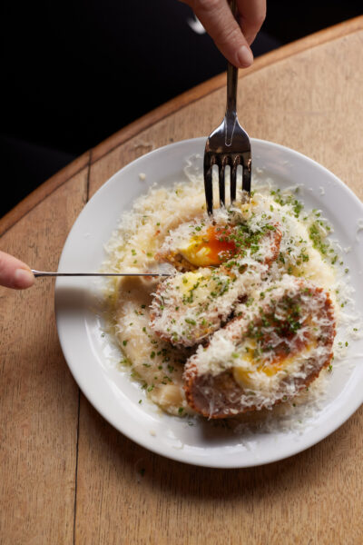 manor house inn interior and dining space