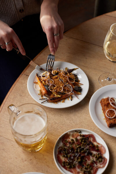 manor house inn lunch and dinner