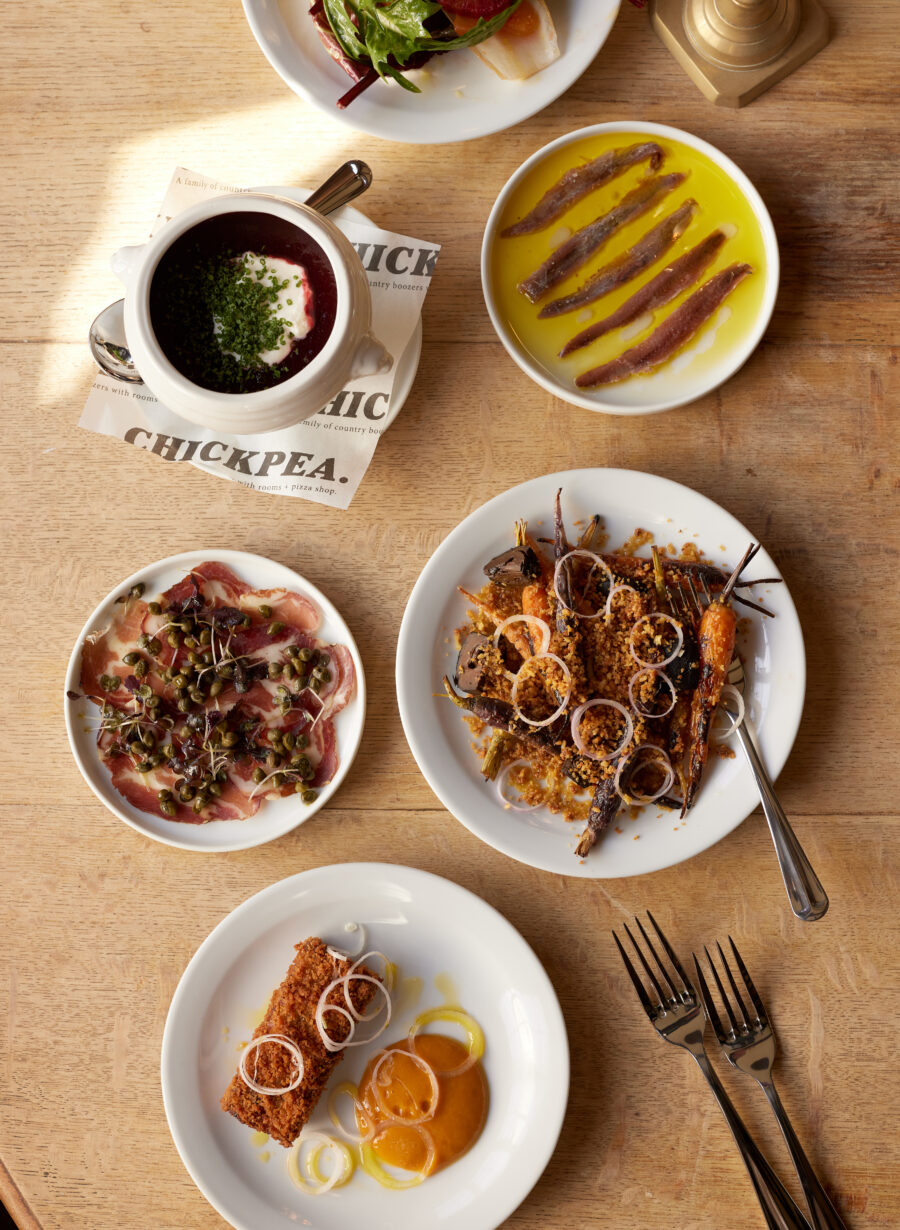 traditional seasonal pub food manor house inn