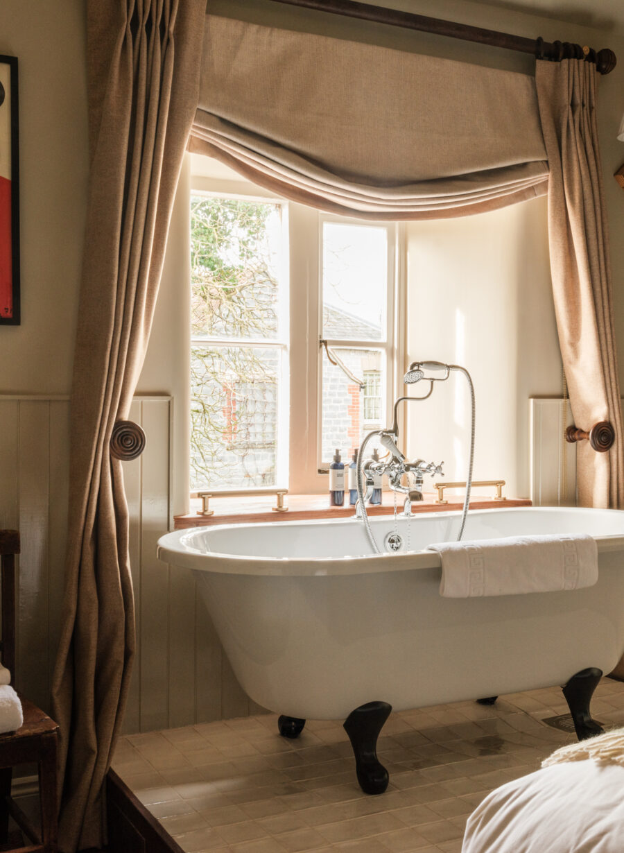 countryside pub with rooms somerset