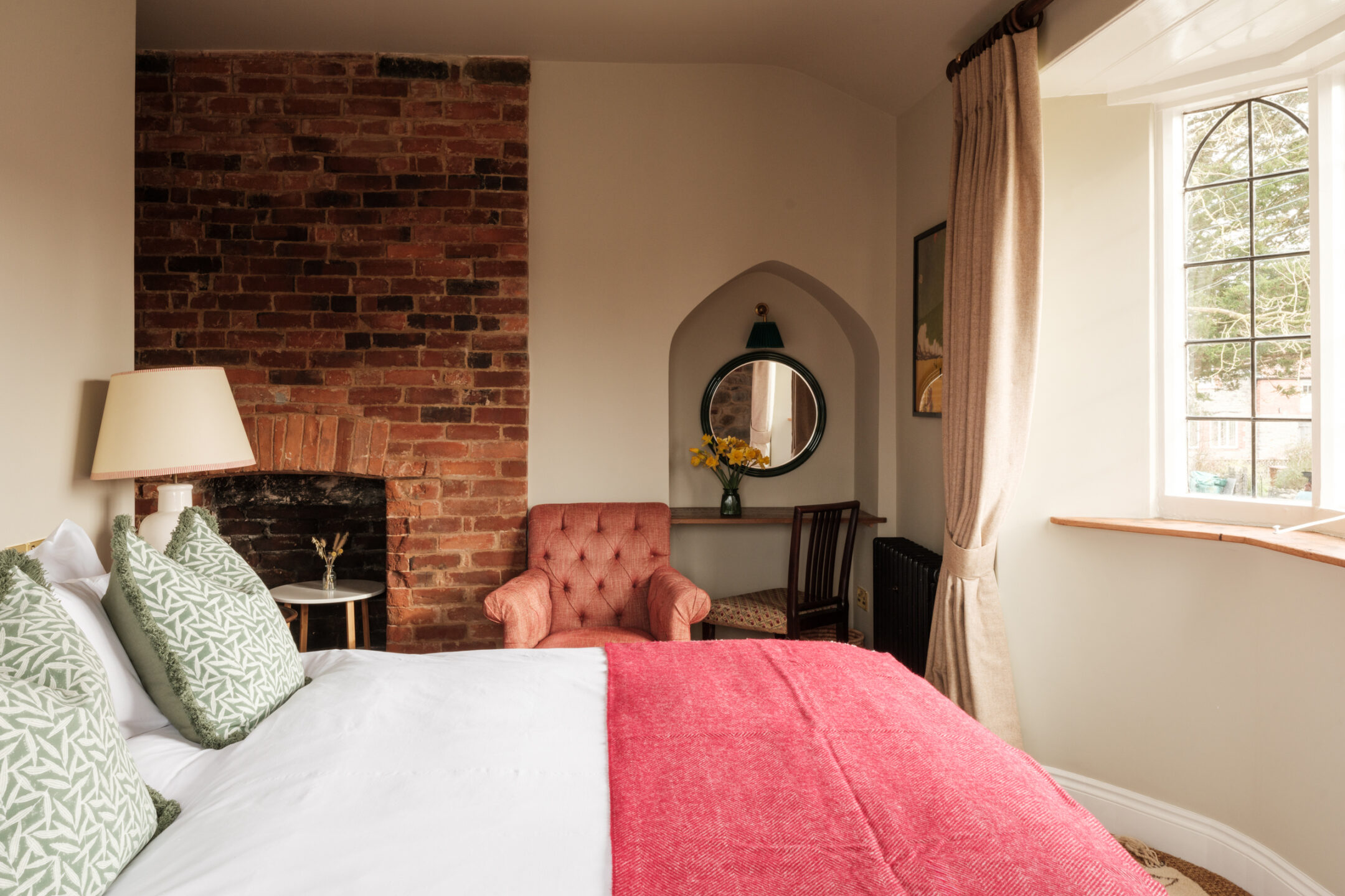 Pub bedroom at the Manor House Inn in Ditcheat near Bruton